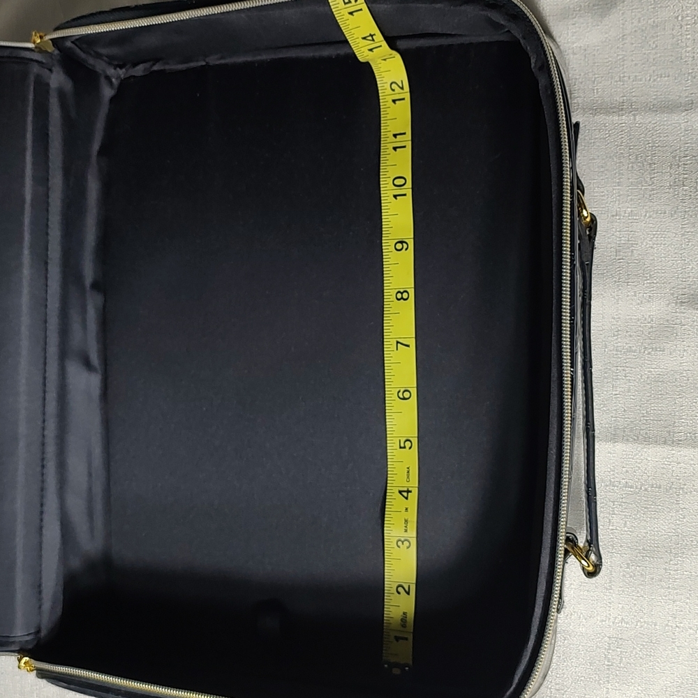 Estee Lauder Flat Dark Navy Blue Travel Makeup Case with Gold zipper - Picture 7 of 13